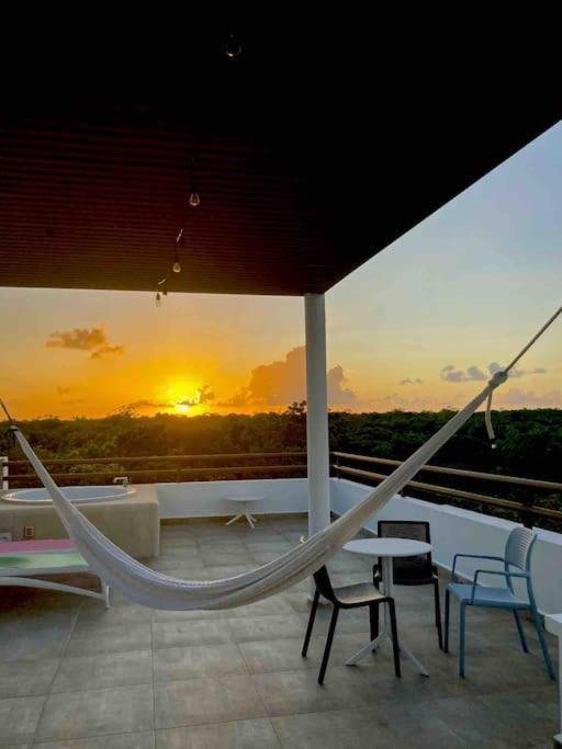 Aku-Chic Newly Furbished Condo Jungle Pool Xetna Esterno foto